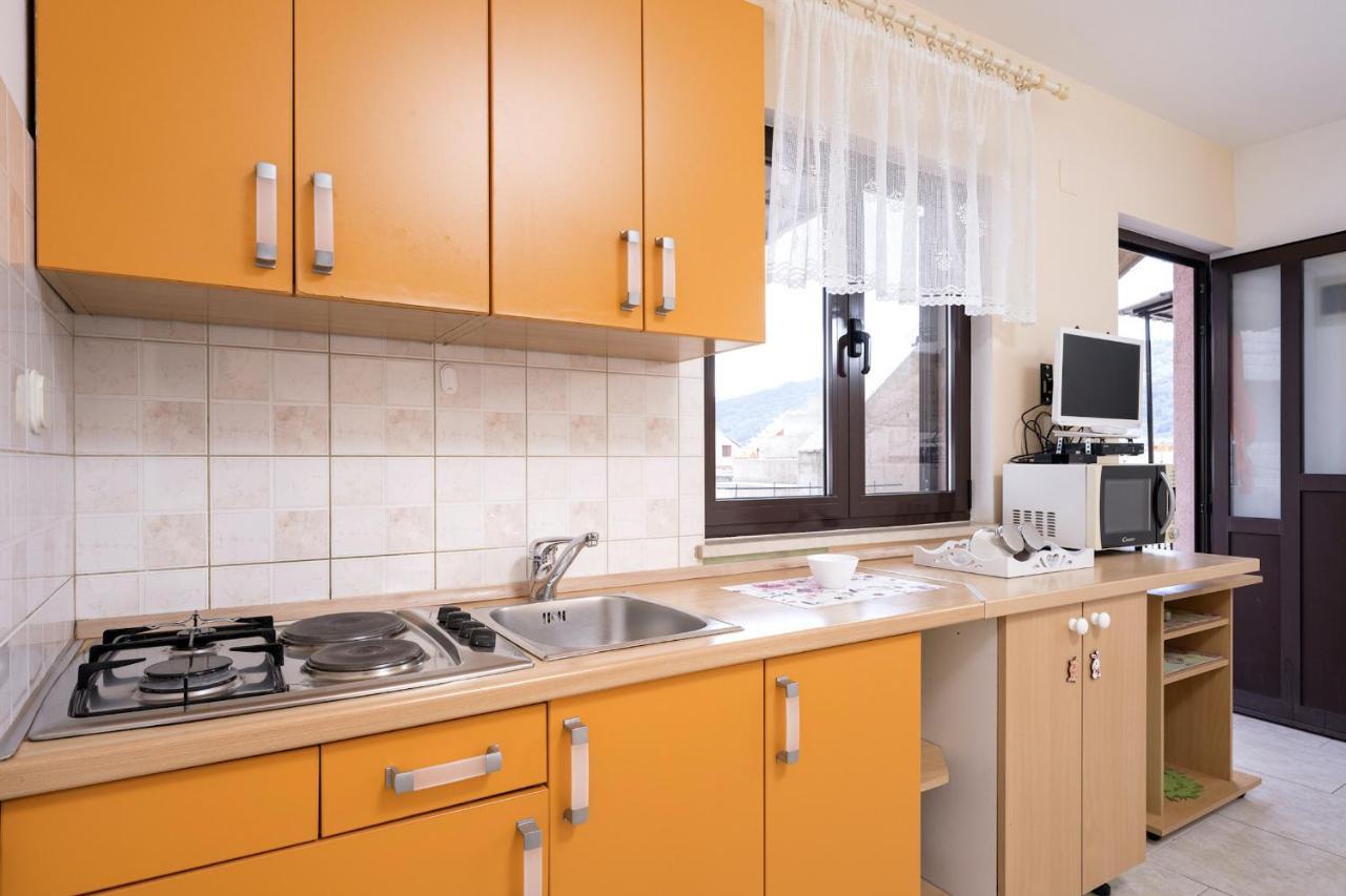 Apartments Zlata スタリー・グラード エクステリア 写真